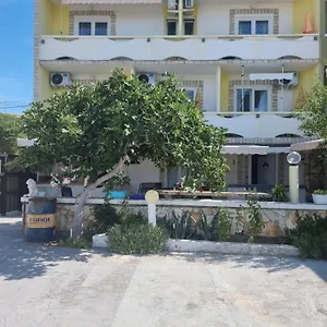 apartmani-dinjiska.hotelinzadar.com/