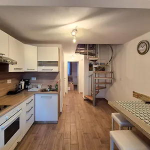 apartman-meghan.pula-hotels.org/